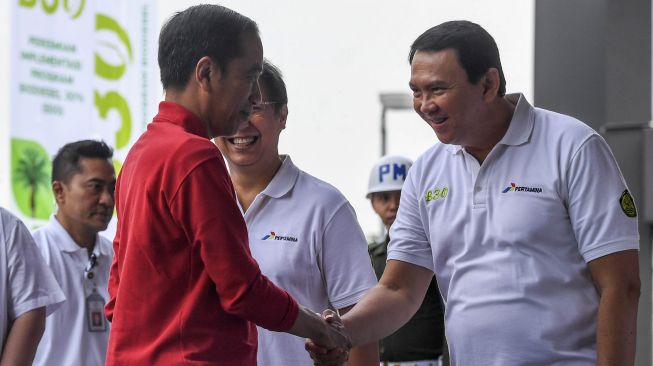 Jokowi Ke SPBU Pertamina MT Haryono Ditemani Ahok