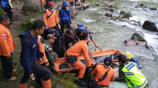 Terbaru Bus Sriwijaya Masuk Jurang: 27 Orang Tewas, 25 Teridentifikasi