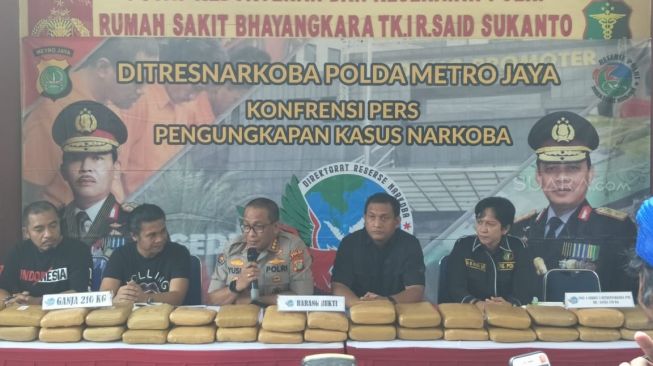 Polisi Tembak Mati Pengedar Ganja untuk Malam Tahun Baru