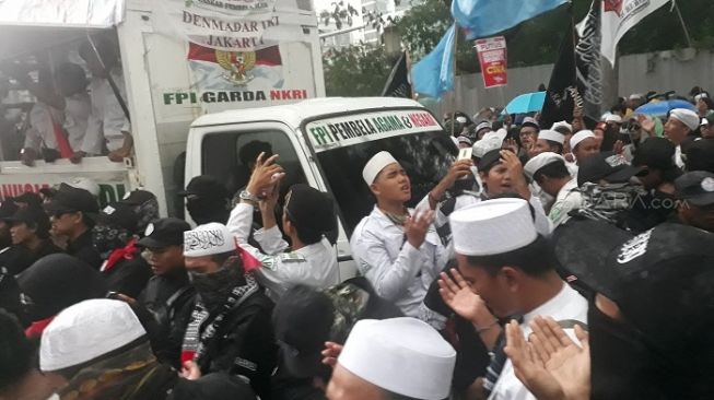 Bela Uighur, PA 212 Ajak Boikot Produk dan Tarik Duit Simpanan di China