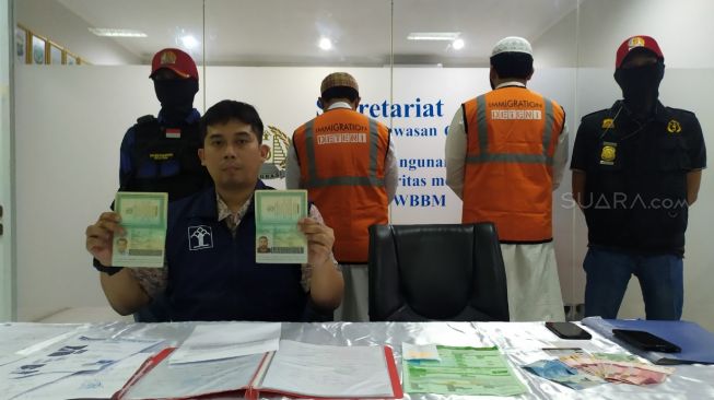 Minta Sumbangan Secara Paksa, 2 WNA Pakistan Diamankan Imigrasi Depok