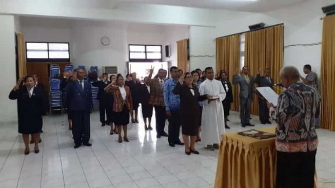 Ini 25 Kepala Sekolah Dasar di Belu Yang Dilantik Wabup Ose Luan