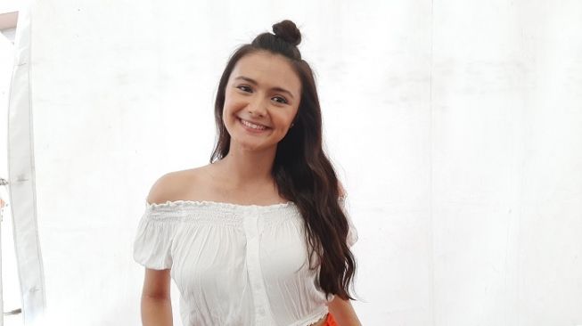 Ingin Hidup Lebih Sehat, Amanda Rawles Siap Coba Diet Vegan