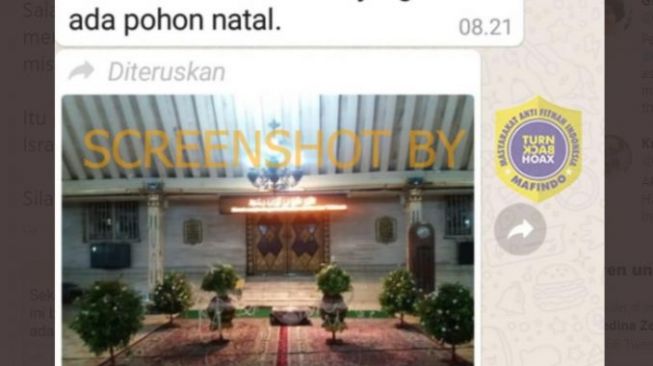 CEK FAKTA: Ada Pohon Natal di Masjid Gedhe Kauman Yogyakarta, Benarkah?