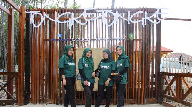 Hutan Mangrove Tongke-Tongke, Destinasi Wisata yang Lagi Hits di Sinjai