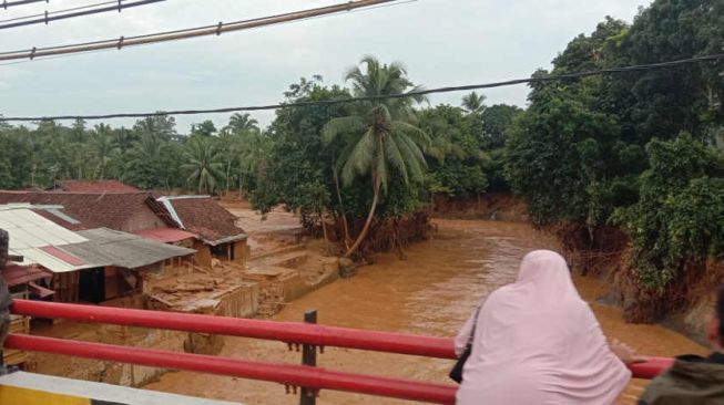 Sebelum Banjir Badang Menerjang Lebak, Warga Dengar Suara Gemuruh