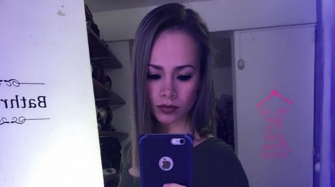 Gegara Video Tik Tok Seksi, Polwan Cantik Ini Kena Sanksi Skors