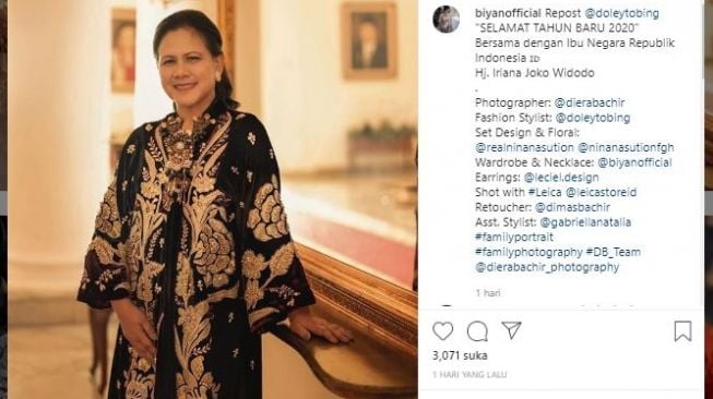 Iriana Jokowi, Kahiyang Ayu dan Selvi Ananda pemotretan bareng. (Instagram/@biyanofficial)