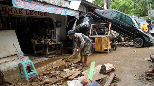 KTP, Sertifikat Tanah dll Rusak karena Banjir? Restorasi Gratis di ANRI