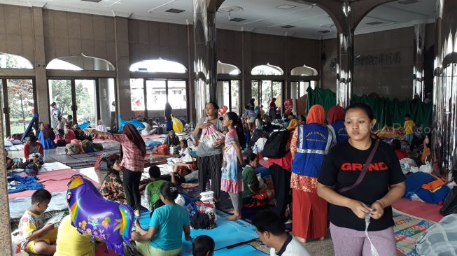 Nenek Siti Korban Banjir Jakarta, Terjebak di Rumah Cipinang Melayu