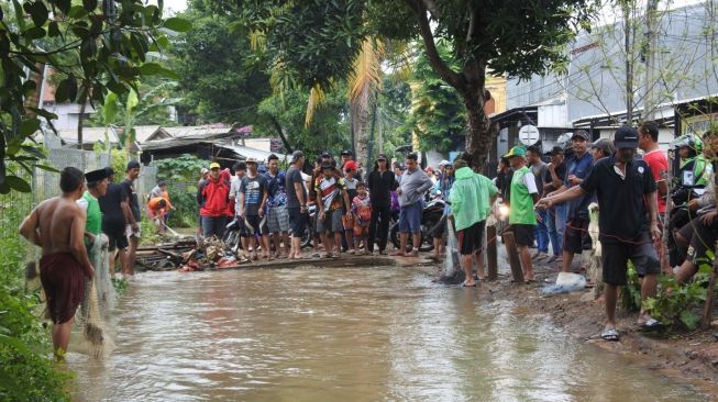 Banjir Menguntungkan Warga