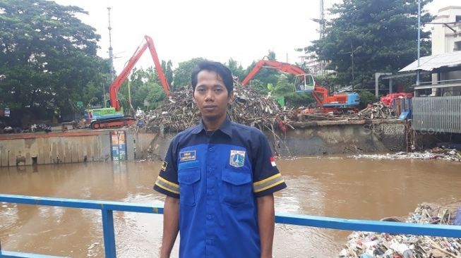 Kisah Petugas Pintu Air Manggarai, Rela Tak Pulang Meski Rumah Kebanjiran