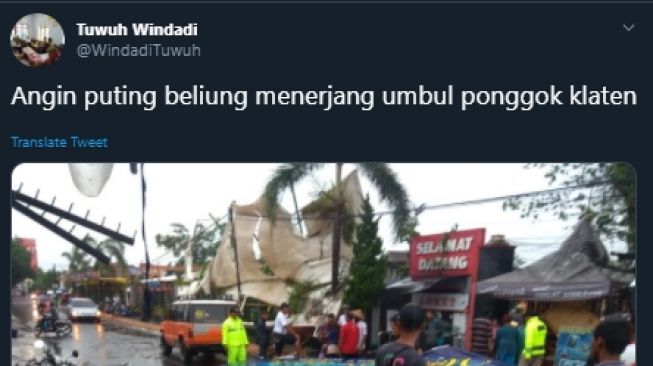 Wisata Umbul Ponggok Tutup Sementara Usai Diterjang Angin 