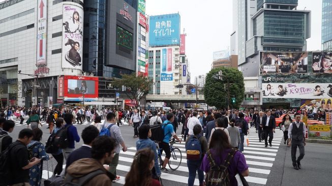 Shibuya Cross, Tokyo. (pixabay.com/spencerwing)