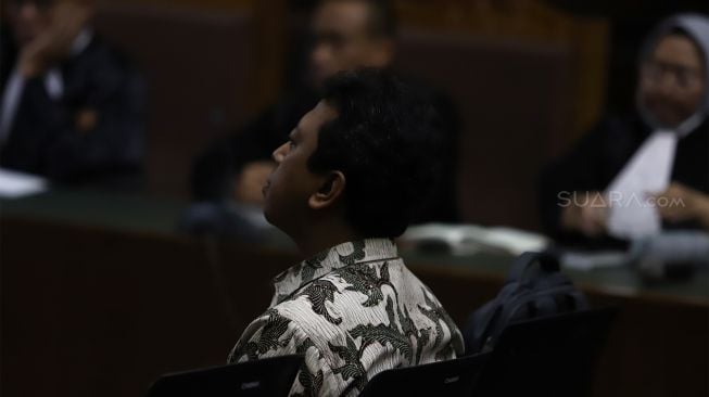 Terdakwa kasus suap jual beli jabatan di lingkungan Kementerian Agama Romahurmuziy menjalani sidang tuntutan di Pengadilan Tipikor Jakarta Pusat, Jakarta, Senin (6/1). [Suara.com/Angga Budhiyanto]