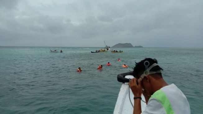 Angkut 18 Ton Garam, Kapal Jabal Nur Tenggelam di Manggarai Barat