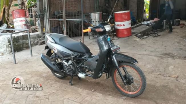 Viral Kawin Silang Motor Nyeleneh, Kepala Honda Grand Bodi Yamaha Nmax