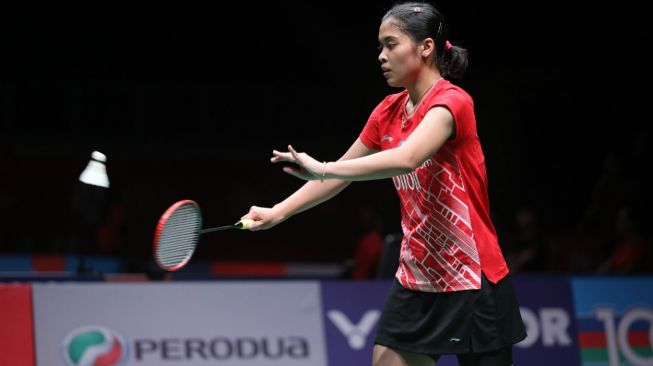 Pebulutangkis tunggal putri Indonesia, Gregoria Mariska Tunjung, terhenti di babak pertama Malaysia Masters 2020 usai kalah dari Ratchanok Intanon (Thailand), Rabu (8/1). [Humas PBSI]