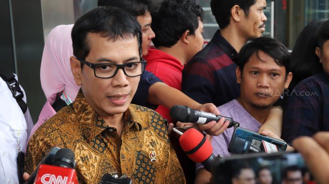 Ancang-ancang Depak Menteri Nasdem, Jokowi Tawari Wishnutama Kursi Menkominfo?