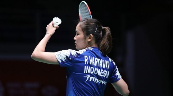 Pebulutangkis tunggal putri Indonesia, Ruselli Hartawan, terhenti kiprahnya di babak kedua Malaysia Masters 2020 usai kalah dari He Bing Jiao (China), Kamis (9/1). [Humas PBSI]