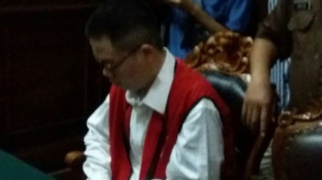 Ada Dendam Asmara di Balik Heboh Unggahan Foto Injakan Kaki ke Alquran