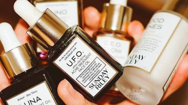 Rekomendasi Face Oil Terbaik yang Sesuai dengan Jenis Kulit