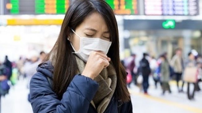 Gunakan masker bila menderita batuk atau pilek