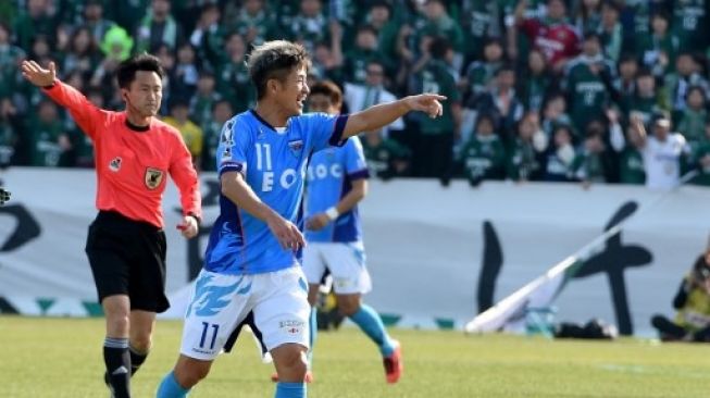 Dapat Kontrak Baru, Kazuyoshi Miura Jadi Pemain Tertua