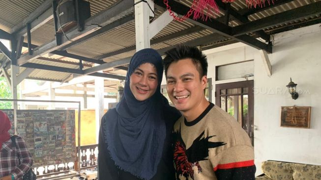 Denny Darko Ramal Nasib Rumah Tangga Baim Wong dan Paula Verhoeven: Ada Jarak Dahulu