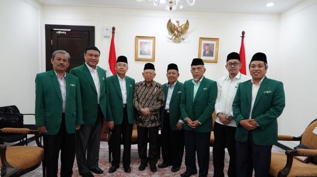 Pengurus Besar Mathla'ul Anwar menemui Wakil Presiden Maruf Amin di Kantor Wapres, Jakarta Pusat, Senin (12/1/2020). (Foto dok. Setwapres)