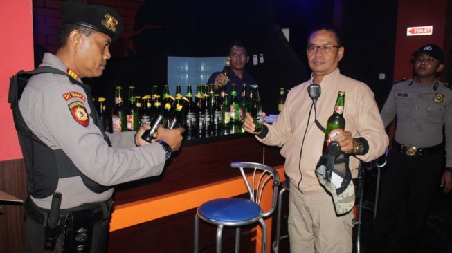 Polisi Temukan Ini Saat Geledah 5 Tempat Hiburan Malam di Kabupaten Serang
