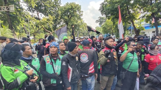 Ojol Demo di Kemenhub, Polisi Tak Tutup Jalan Medan Merdeka Barat