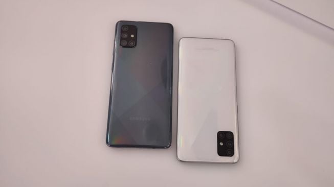 Samsung Galaxy A51 dan Galaxy A71 diluncurkan di Jakarta, Selasa (14/1/2020). [Suara.com/Tivan Rahmat]