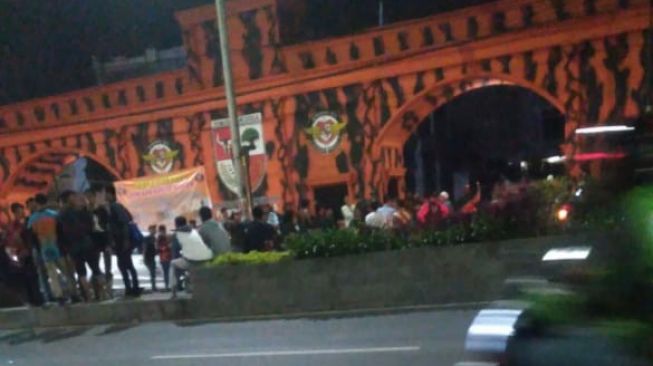 2 ‘Mata Elang’ yang Dipukuli di Kepandean Ternyata Anggota Pemuda Pancasila