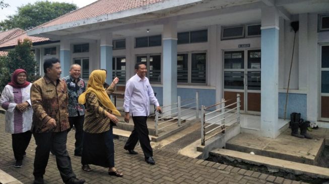 Peninjauan ke Panti Sosial Rehabilitasi Penyandang Disabilitas Mental Sensorik Netra, Rungu Wicara, Tubuh (PSRPD MENSENETRUWITU), Kota Cimahi.  (Dok : Kemensos)