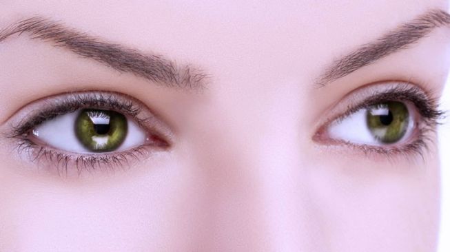 Mendeteksi Kekurangan Vitamin B12 Bisa Lewat Mata?