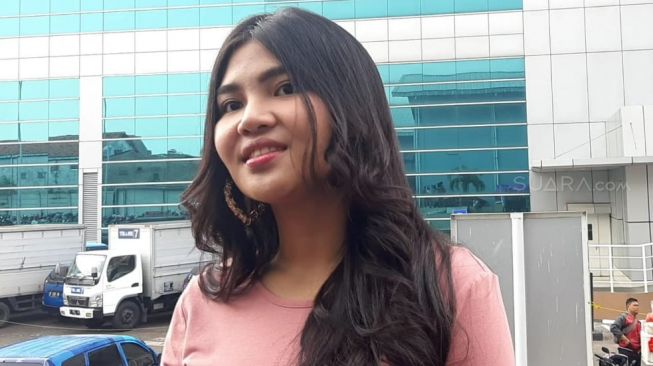 Rosa Meldianti dan Lebby Wilayati Saling Serang di Instagram