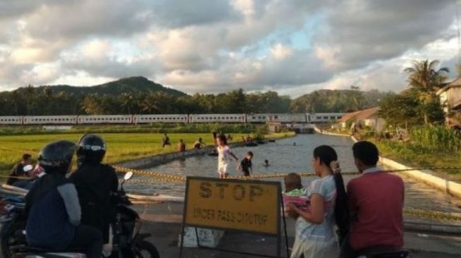 Serunya Warga Manfaatkan Underpass di Kulon Progo Jadi Tempat Rekreasi