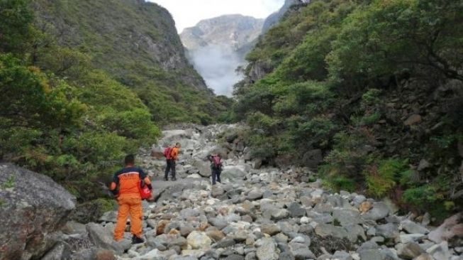 Anak Tangga Gunung Lawu Dibangun Mulai Agustus 2020?