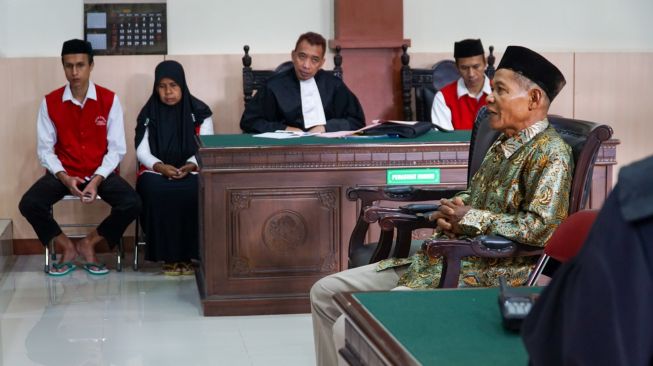 Sidang Kasus Pembuhan Keluarga, Saksi Mengira Menemukan Tengkorak Kucing