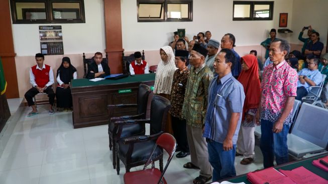 Sepuluh Saksi Dihadirkan dalam Sidang Pembunuhan Satu Keluarga di Banyumas