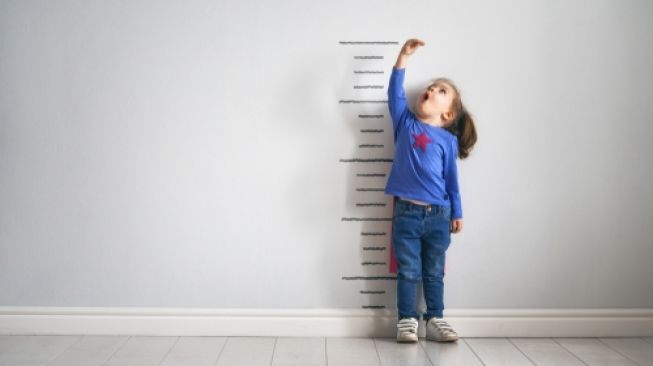 Stunting inhibits children's height.  (Shutterstock)