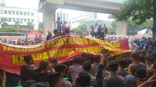 Warga Priok Marah ke Yasonna: Kami Dimiskinkan Sistem Pemerintahan Anda