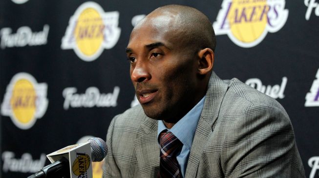 Kobe Bryant mengumumkan untuk pensiun pada 2016 (NYTimes)