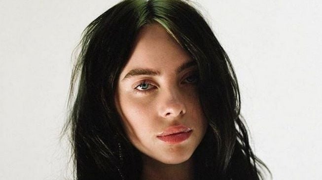 5 Fakta Billie Eilish, Pernah Depresi hingga Borong Prestasi