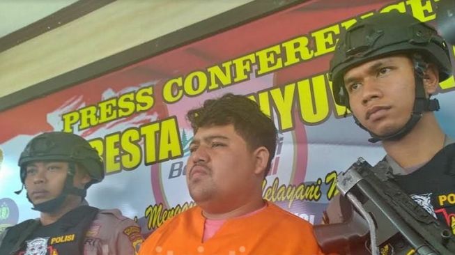 Minta Diantar ke Rumah Ibunya, Siasat Ali Bakar Rosidah hingga Gosong