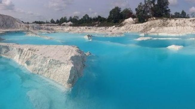 Destinasi Wisata Alam yang Wajib Dikunjungi Usai Pandemi, Danau Kaolin Hingga Goa Gong