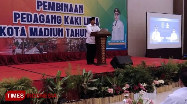 Wali Kota Madiun H Maidi Ajak PKL Maju Bersama