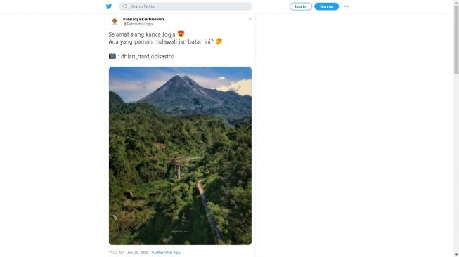 Gunung Merapi - (Twitter/@PaniradyaJogja)