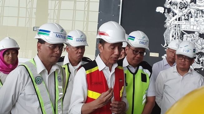 Roy Suryo Minta Najwa Shihab Undang Menhub dan Jokowi Soal Ribut 'Mudik'